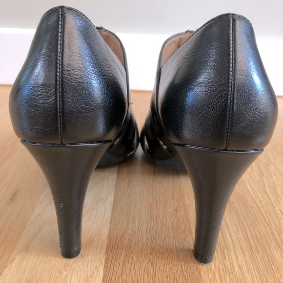 Ladies Aerosoles Zippered Pumps - Size 7 1/2 M - Picture 8 of 11